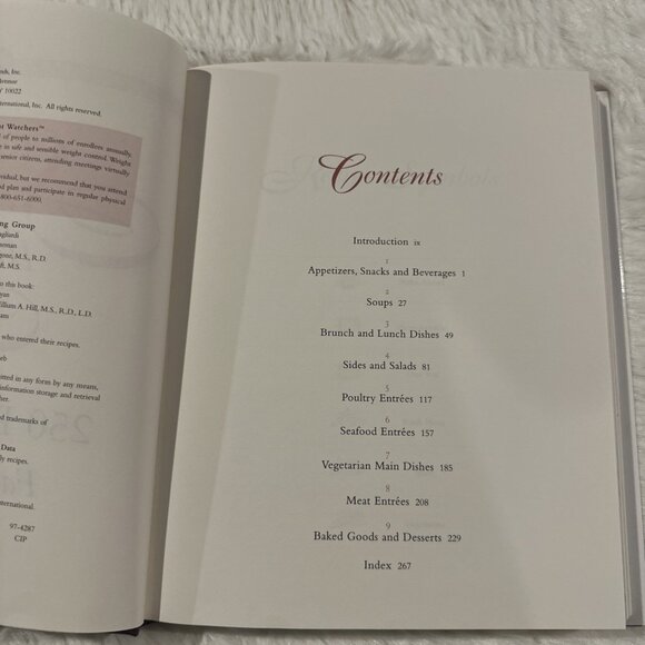 Weight Watchers Simply the Best cookbook 250 Prize Winning recipes - Picture 4 of 10